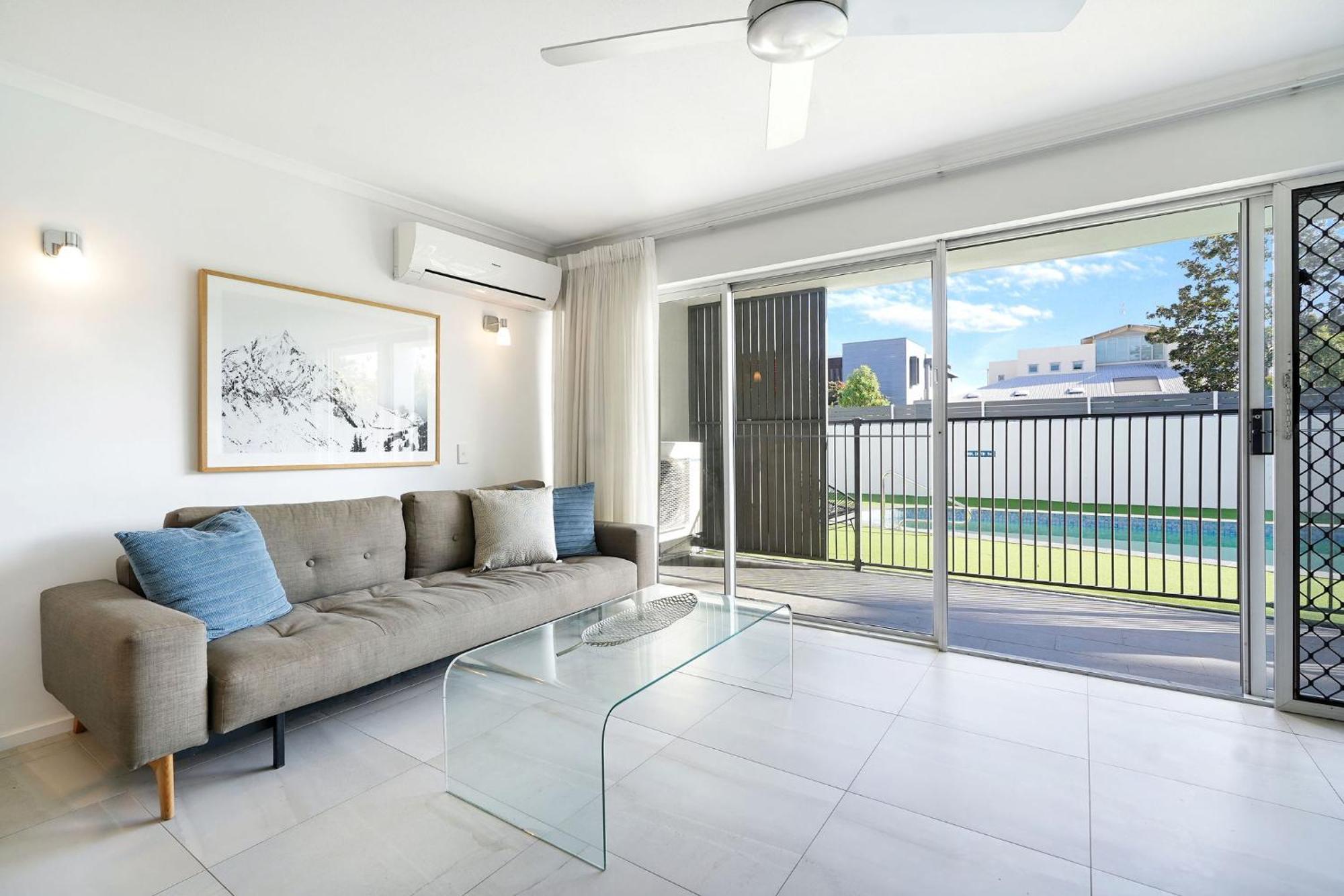 Noosa Parade Holiday Inn Екстериор снимка