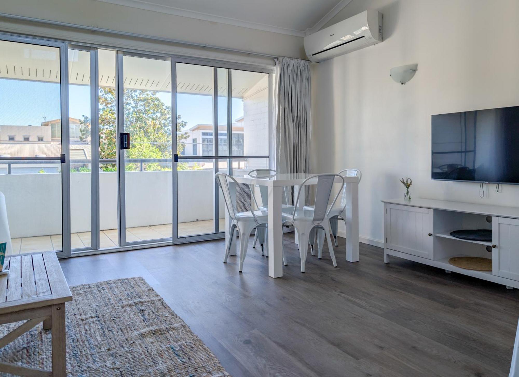 Noosa Parade Holiday Inn Екстериор снимка